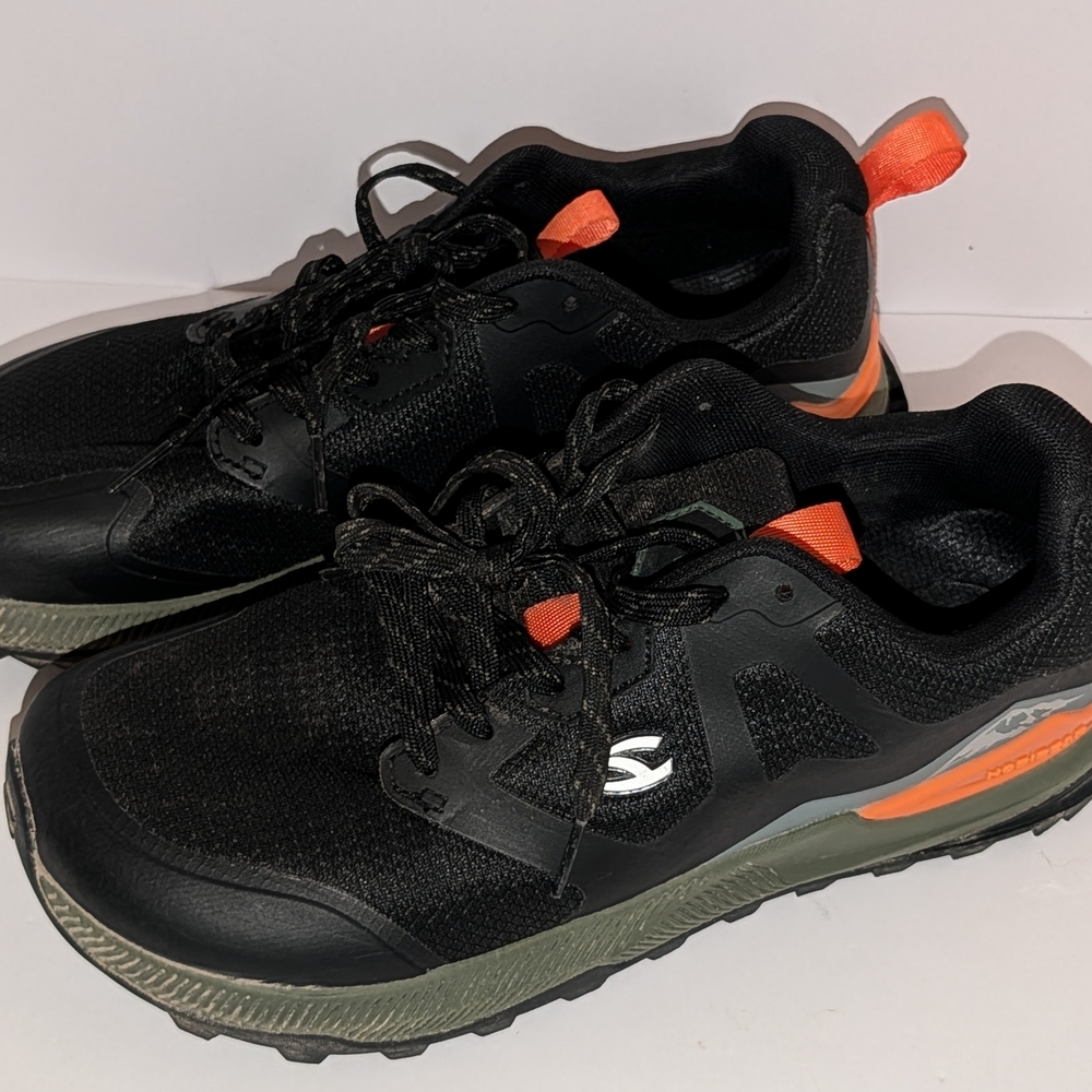 Hobibear Black and Orange Athletic Hiking Shoes